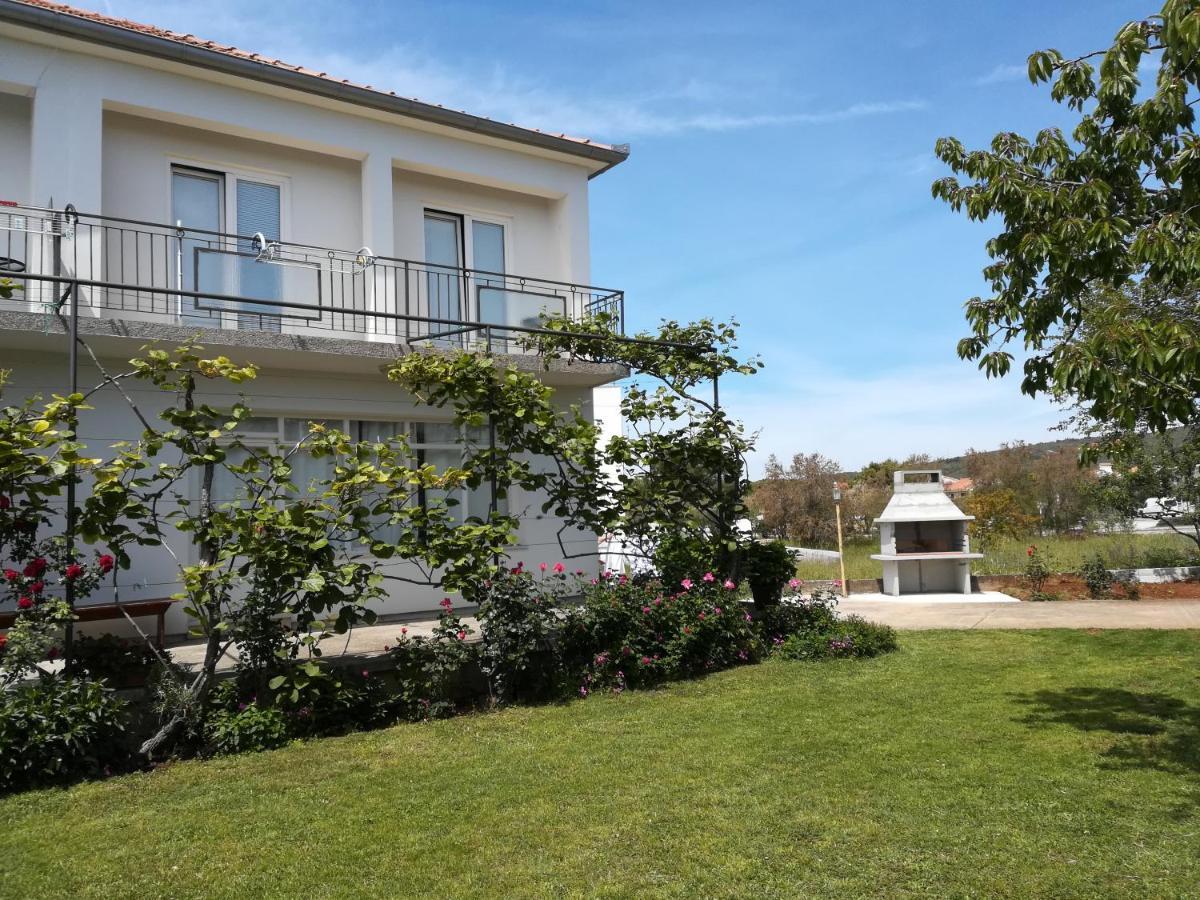 Apartments Granzola Sukošan Zewnętrze zdjęcie